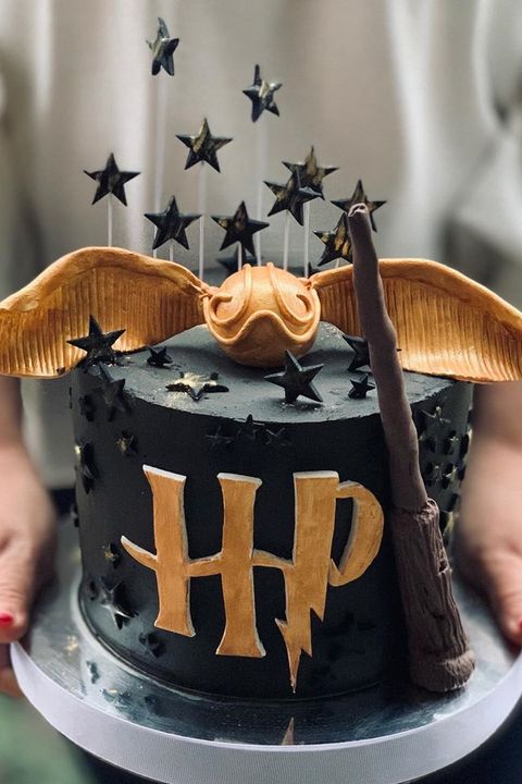 harry potter birthday party golden snitch cake