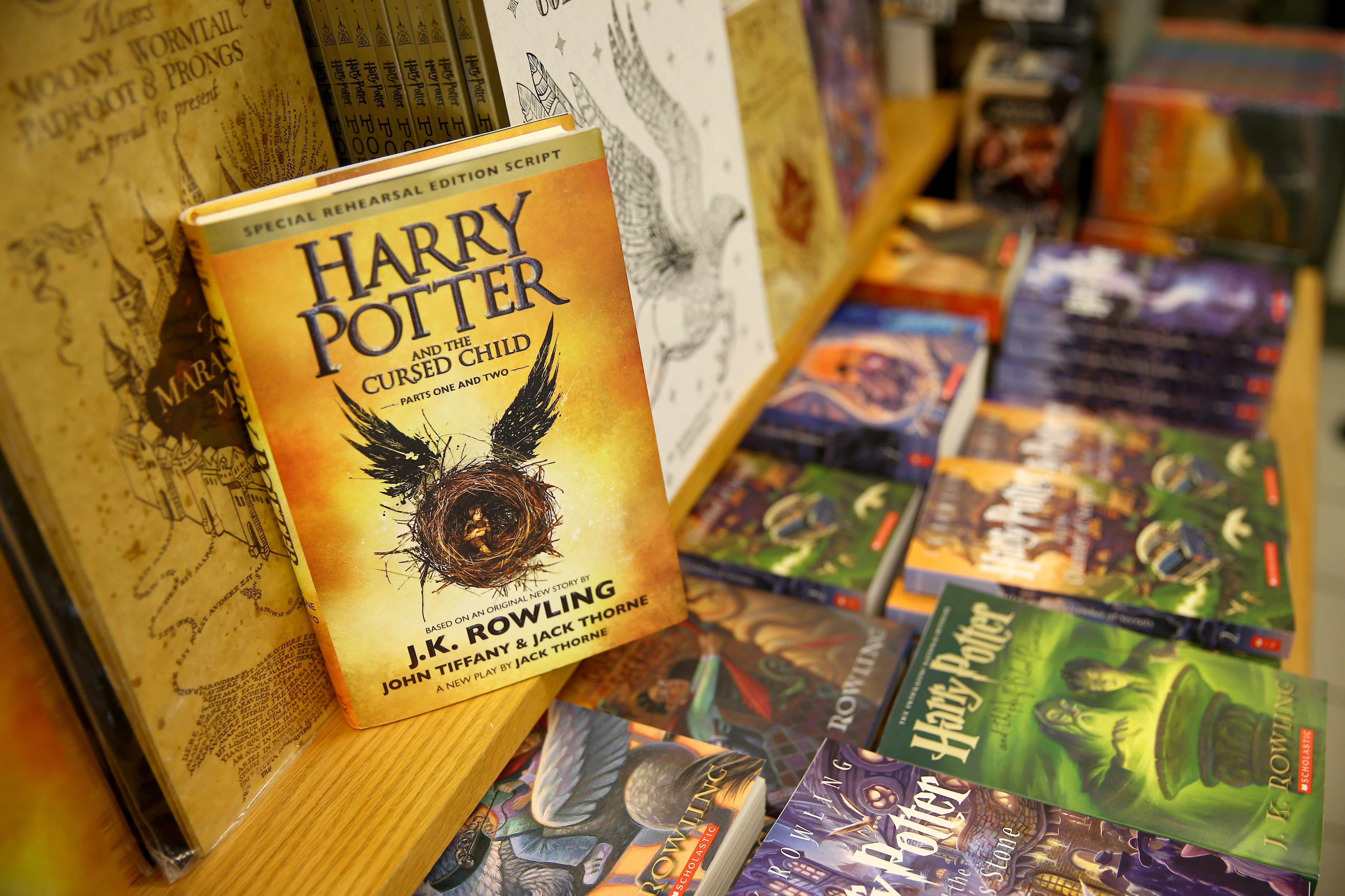 harry potter and the cursed child book length