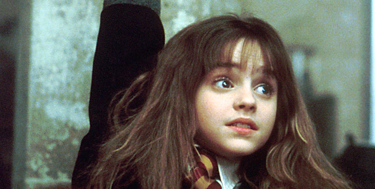 Emma Watson and Emma Roberts react to Harry Potter reunion special mistake