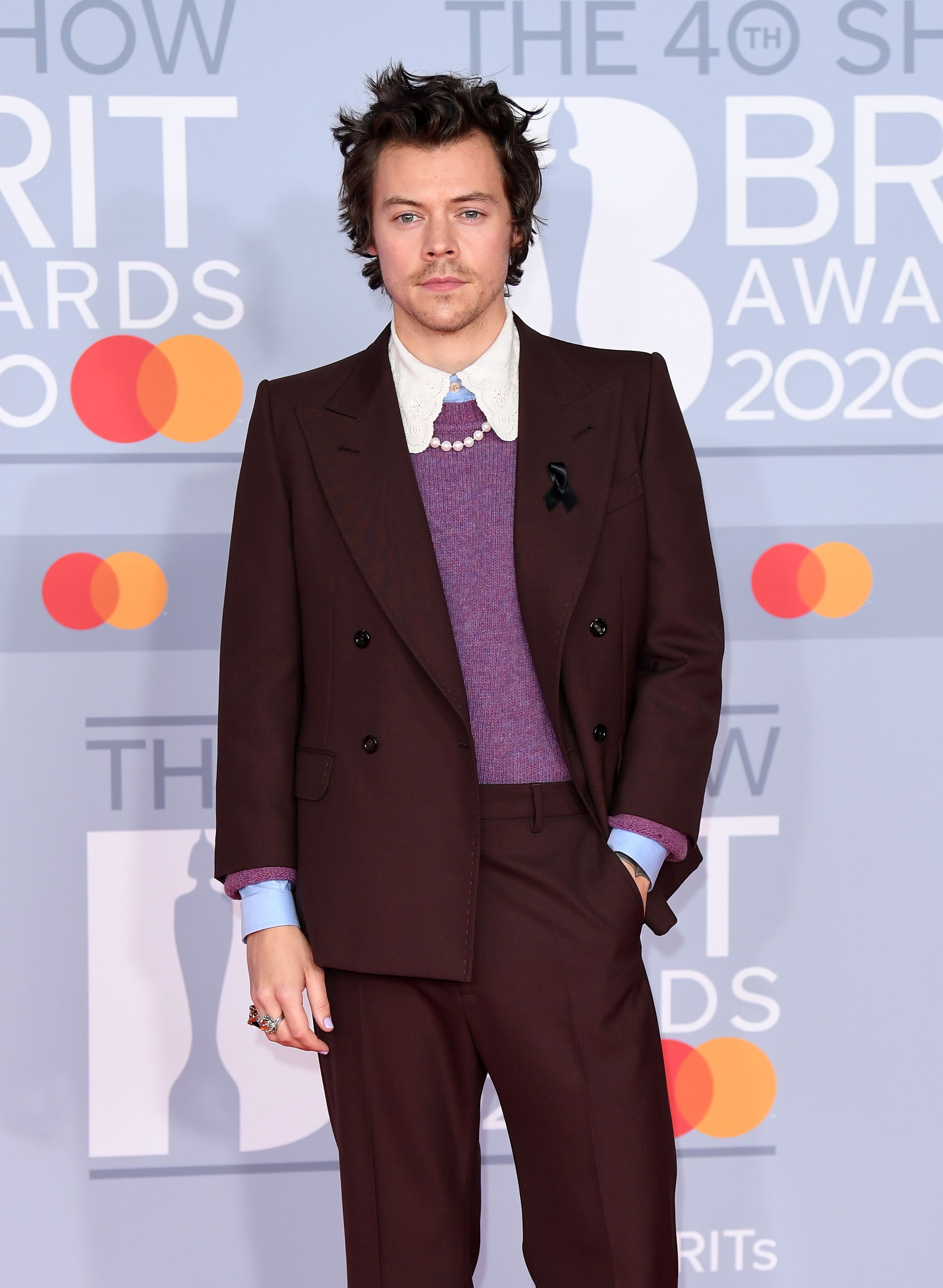 centavo otoño uvas Harry Styles: hablemos de su 'lookazo' en los Brit Awards 2020
