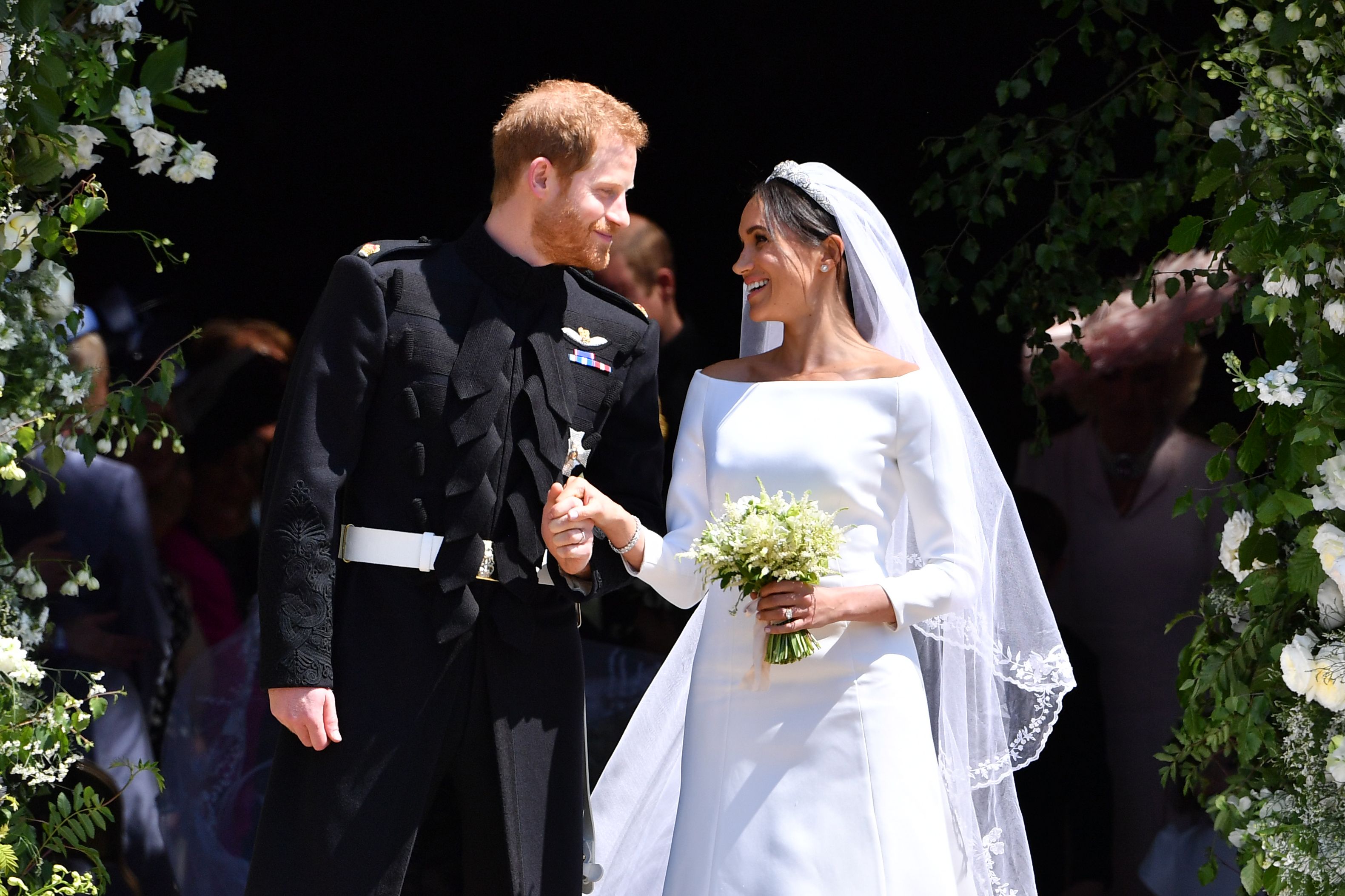 royal wedding prince harry meghan markle dress