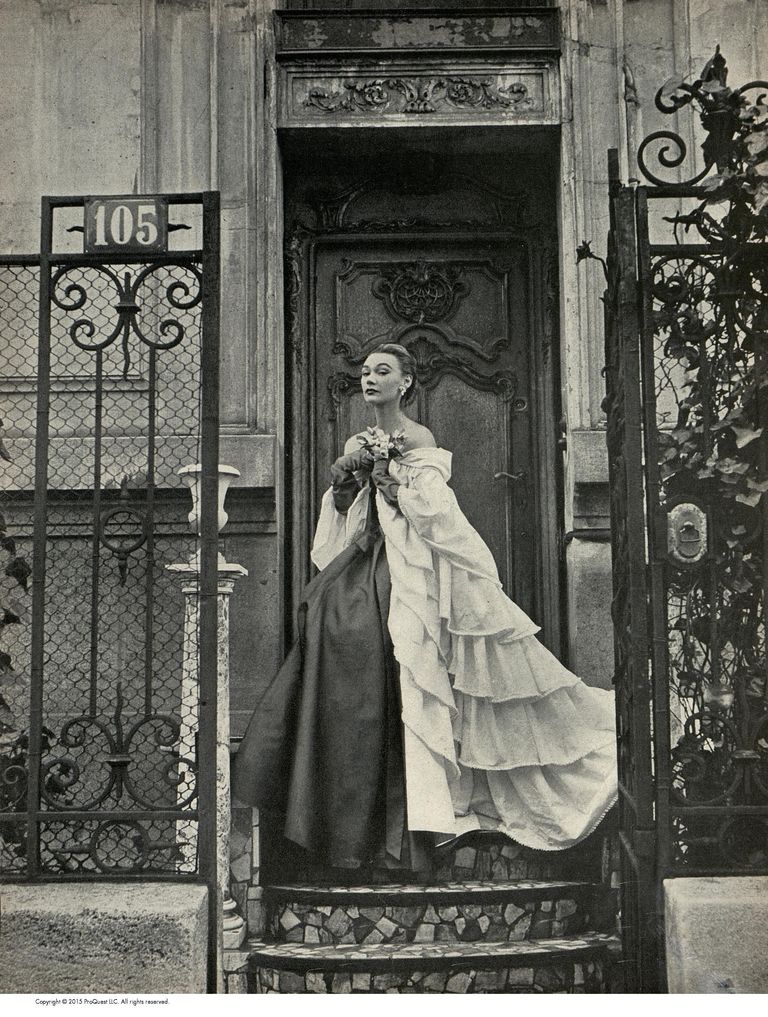 Givenchy, 1952