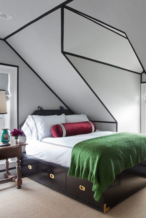 27 Bold Bedroom Wallpaper Ideas We Love - Timeless Bedroom Decorating Ideas 27 Bold Bedroom Wallpaper Ideas We Love - Timeless Bedroom Decorating Ideas