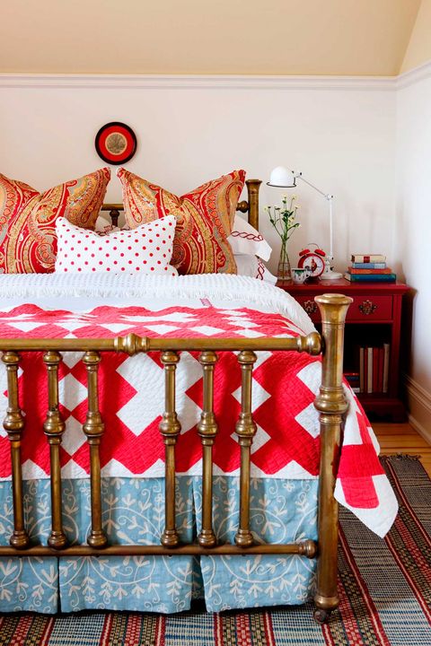 Red, Furniture, Room, Bedroom, Interior design, Table, Bed, Bedding, Linens, Textile, 
