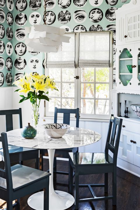 18 Dining Room Wallpaper Ideas That Ll Elevate All Your Dinner Parties