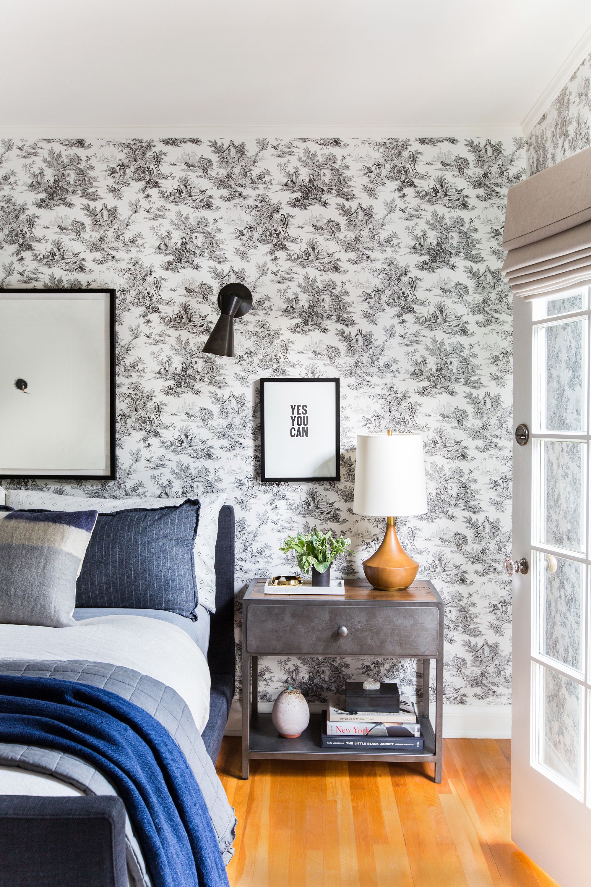 27 Bold Bedroom Wallpaper Ideas We Love - Timeless Bedroom Decorating Ideas