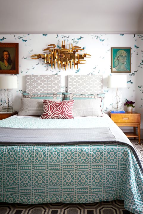wallpapered bedrooms 