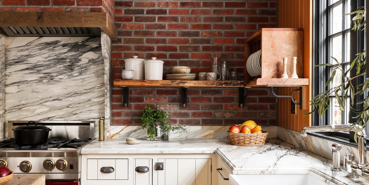 Landed Properties & Inteirors Designed This San Francisco Kitchen to Look Like a Residence within the English Countryside Landed Properties & Inteirors Designed This San Francisco Kitchen to Look Like a Residence within the English Countryside