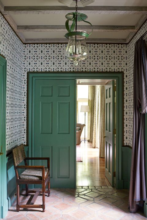 25 Stylish Hallway Wallpaper Ideas Entryway And Stairway Wall Decor