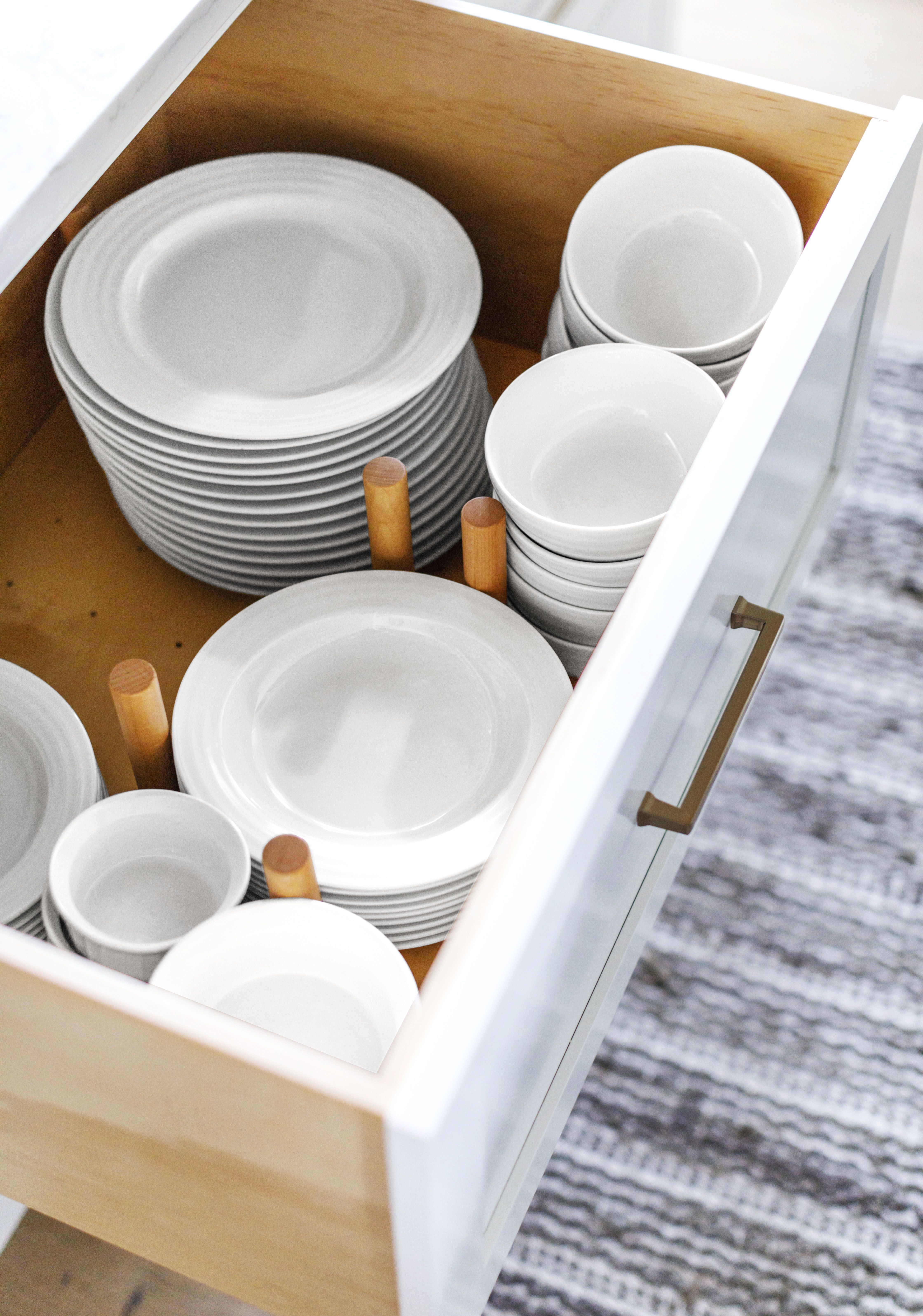 plate storage drawer