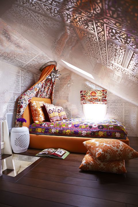 Colorful attic bedroom