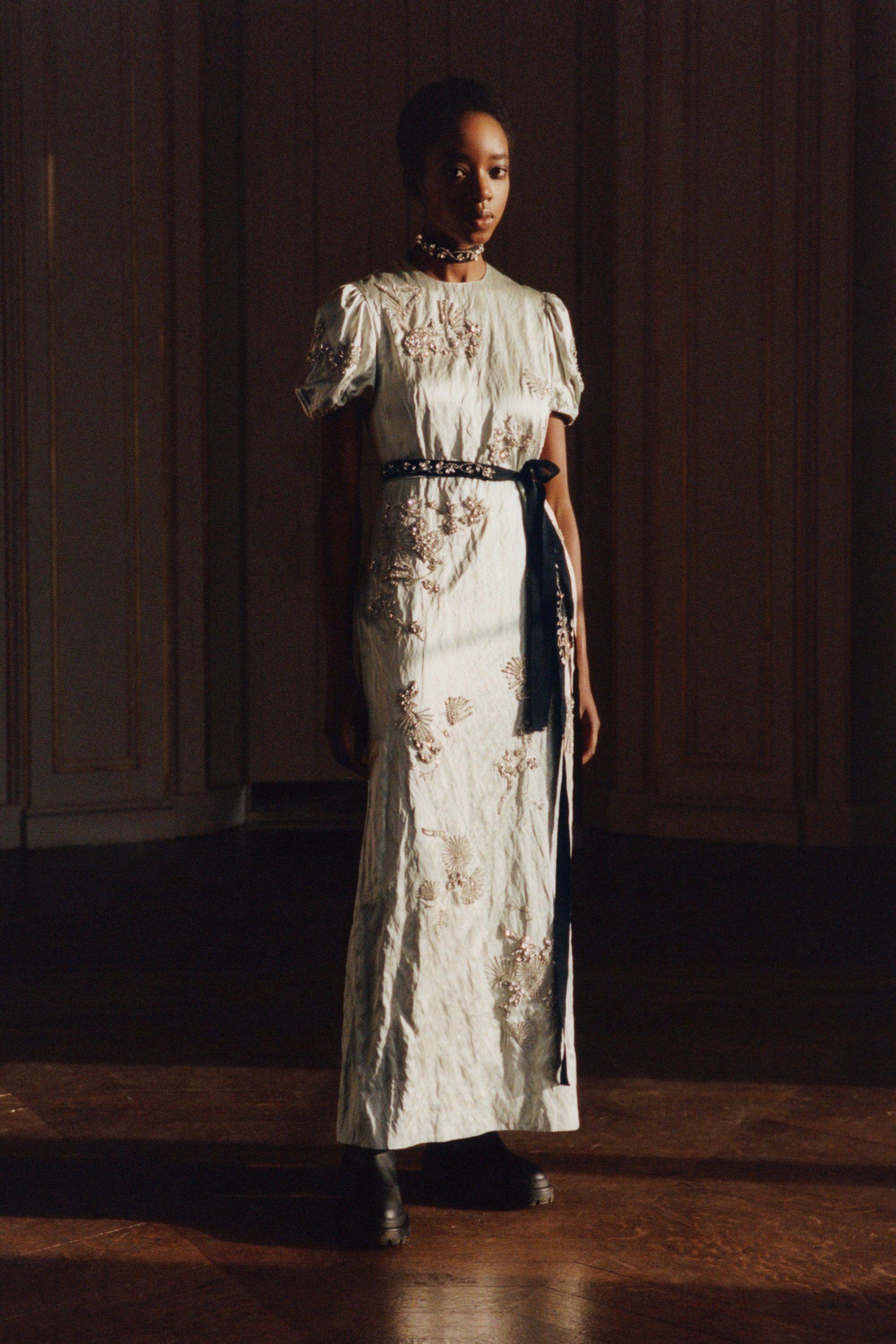 vintage 1920s wedding dress