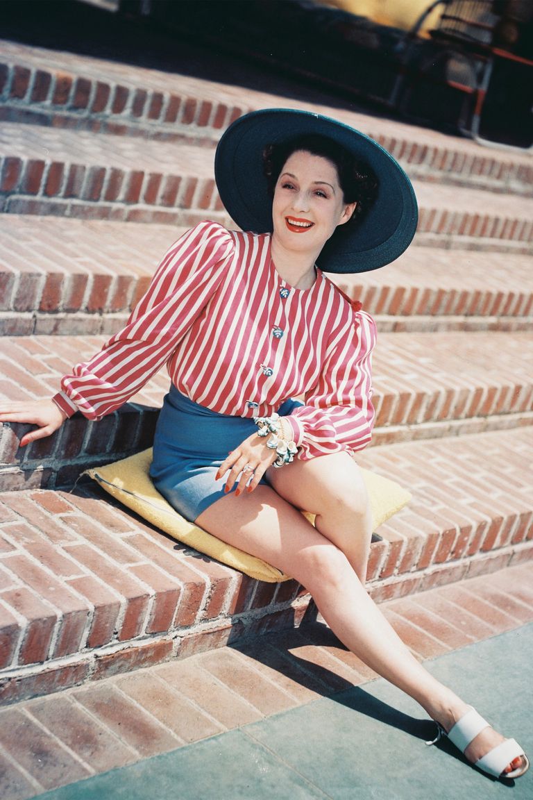 1950s Fashion  Photos and Trends Fashion  Trends From The 50s