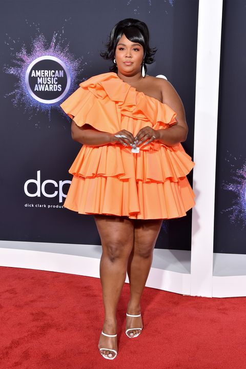American Music Awards 2019 Red Carpet Looks Amas 2019 Red