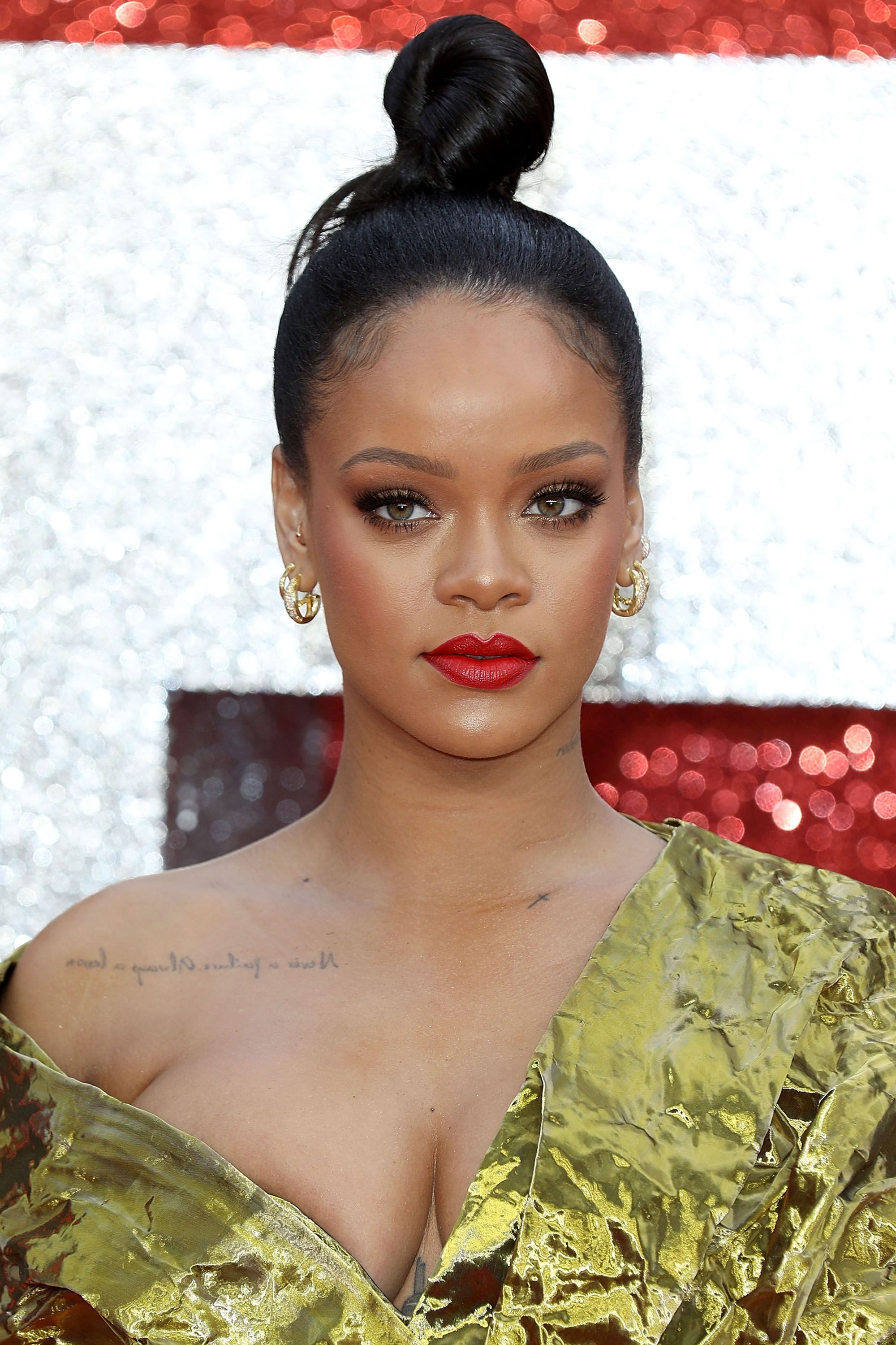 Bazaars Beauty Tips And Tricks Celebrity Makeup Ideas And Hair