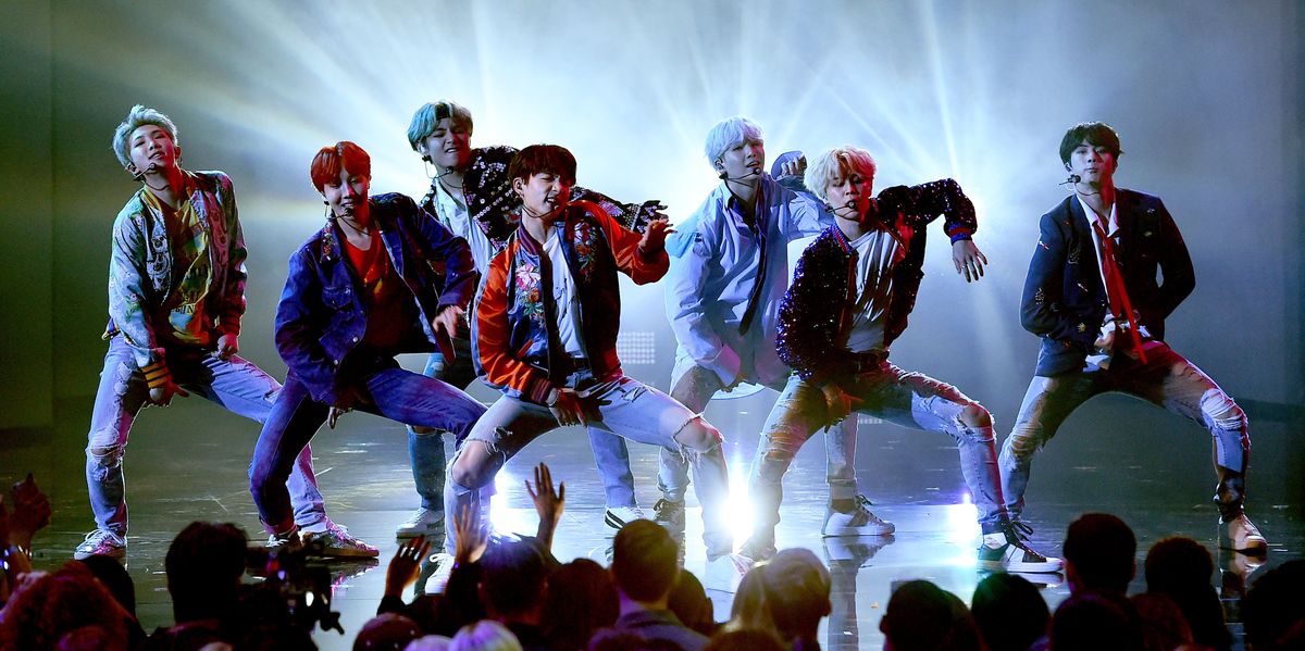 BTS Performs at the AMAs BTS at the American Music Awards