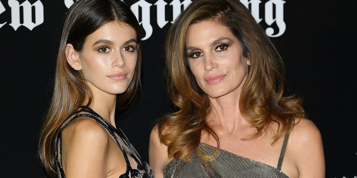 Cindy Crawford and Kaia Gerber Have Twinning Yearbook Photos