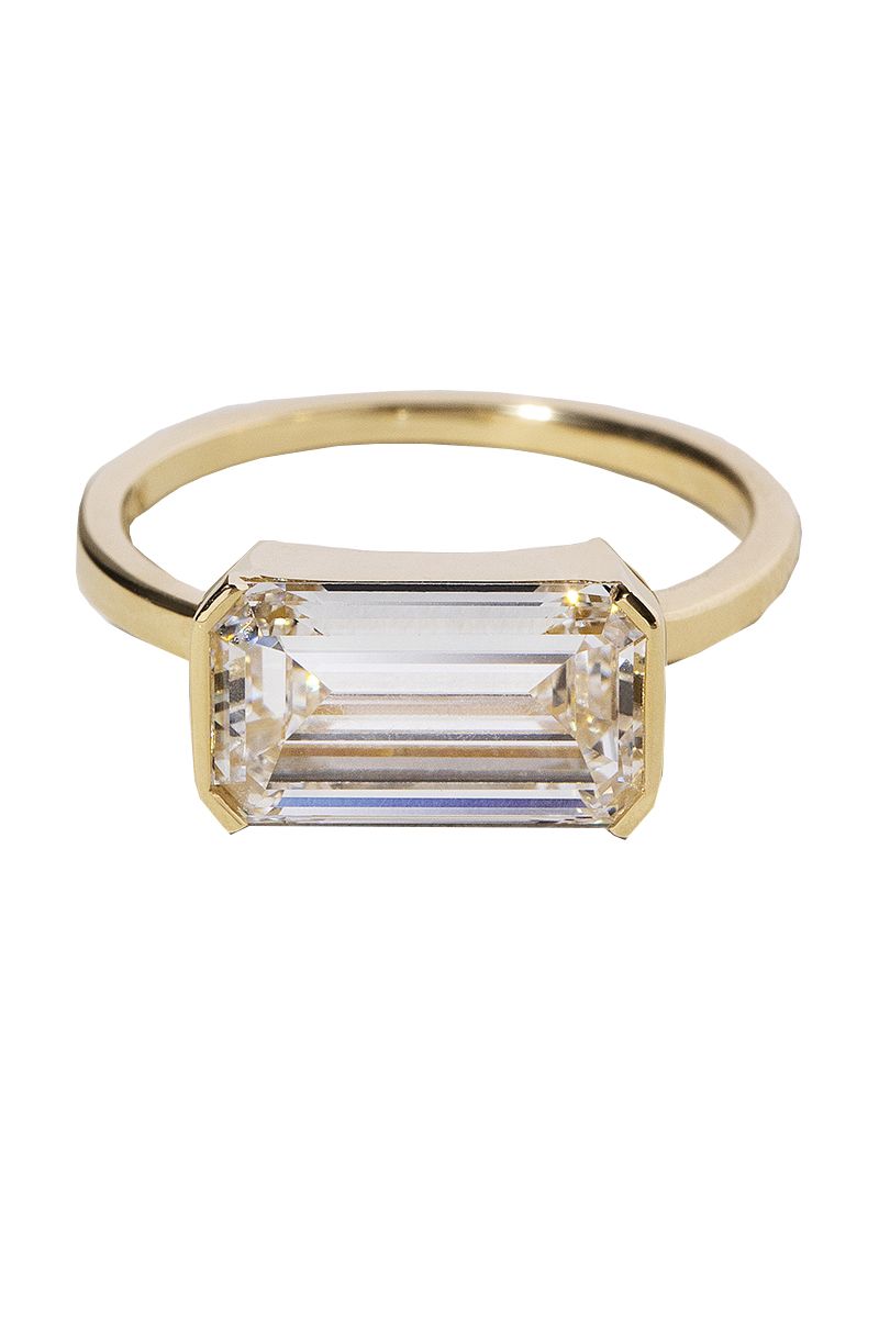 Emerald-Cut Horizontal Deco Cathedral Ring | sites.unimi.it
