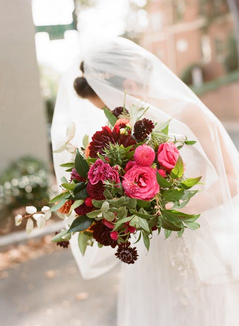 25 Bridal Bouquet Ideas For Fall Fall Wedding Bouquet Ideas