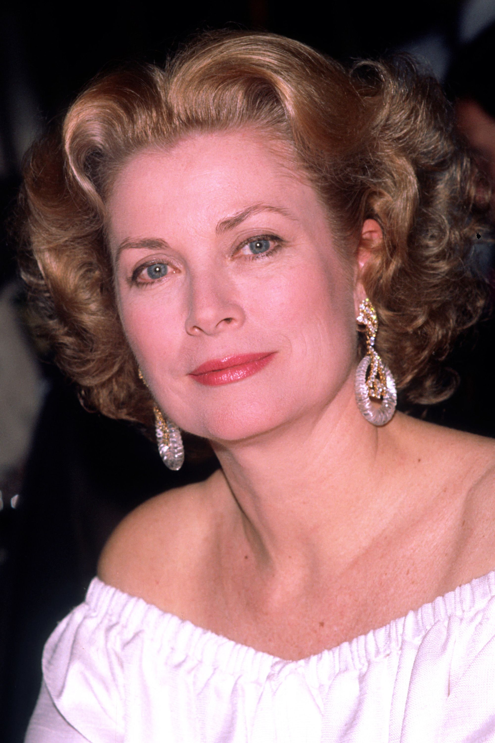 hbz-grace-kelly-1979-gettyimages-152073758-1530201470.jpg