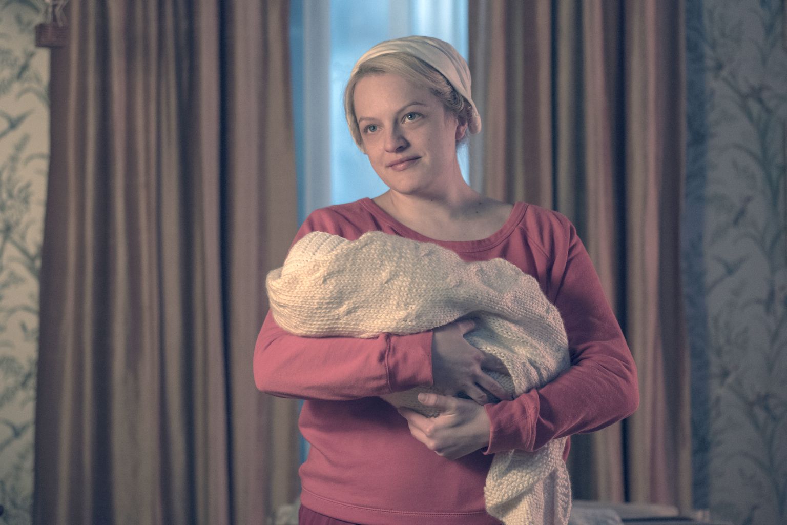 The Handmaid S Tale Season 2 Finale Recap Handmaids Tale The Word   Hbz Handmaids Tale Finale 1531324387 