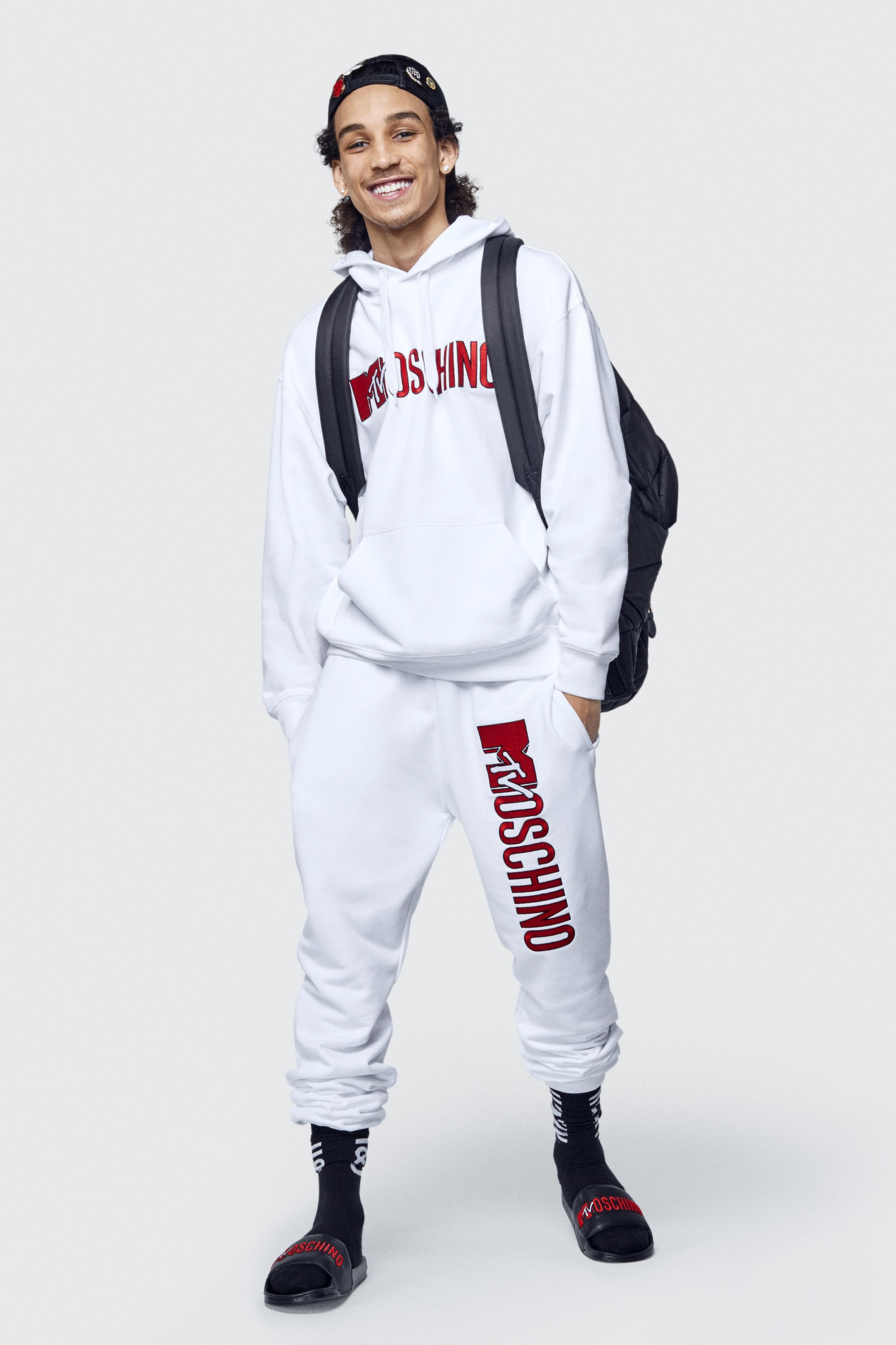 moschino h&m full collection