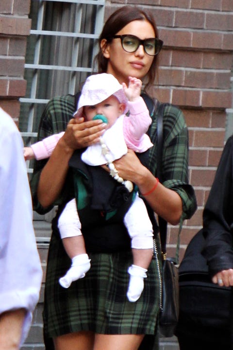 hbz irina shayk baby splash 1504881623