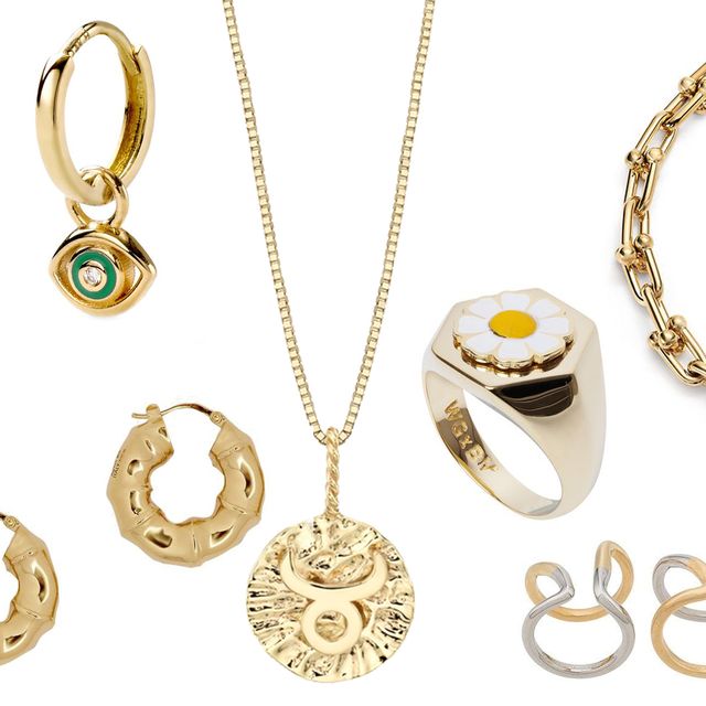 Jewellery, Fashion accessory, Body jewelry, Necklace, Locket, Pendant, Chain, Gold, Metal, 