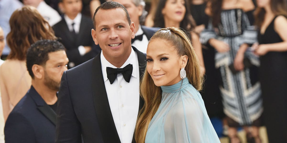 Jennifer Lopez and Alex Rodriguez Make Their Red Carpet Debut at the ...