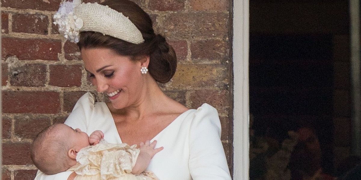 New Photo Of Prince Louis Kate Middleton And Prince Charles Revealed
