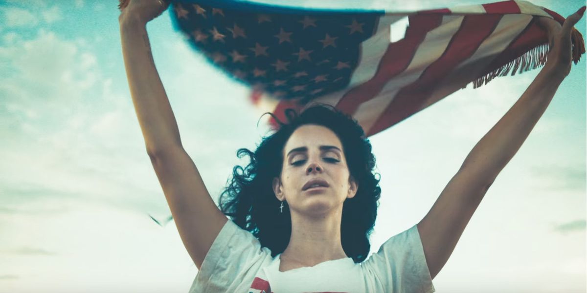 Lana Del Rey Stops Using American Flag Because of Trump Lana Del Rey
