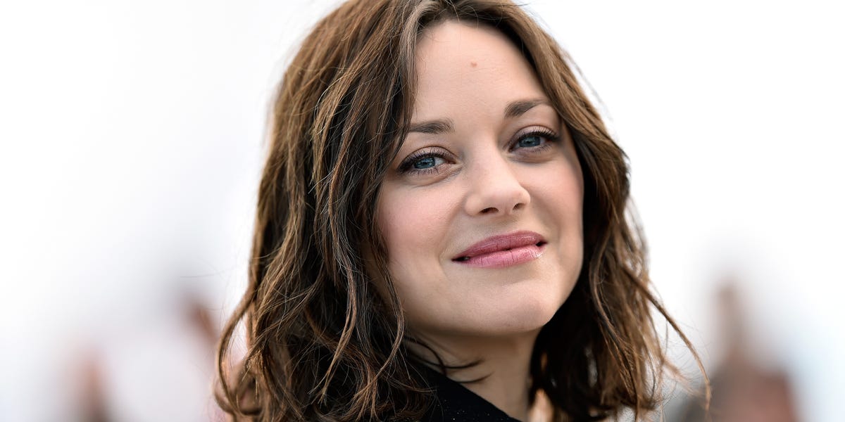 Marion Cotillard Dyes Hair Blonde Marion Cotillard Hair Transformation