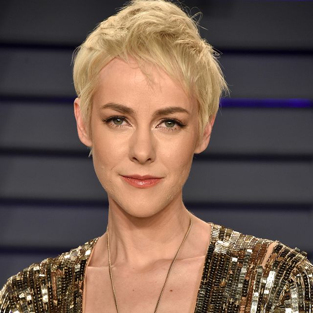 60 Pixie Cuts We Love For 2021 Short Pixie Hairstyles From Classic To Edgy