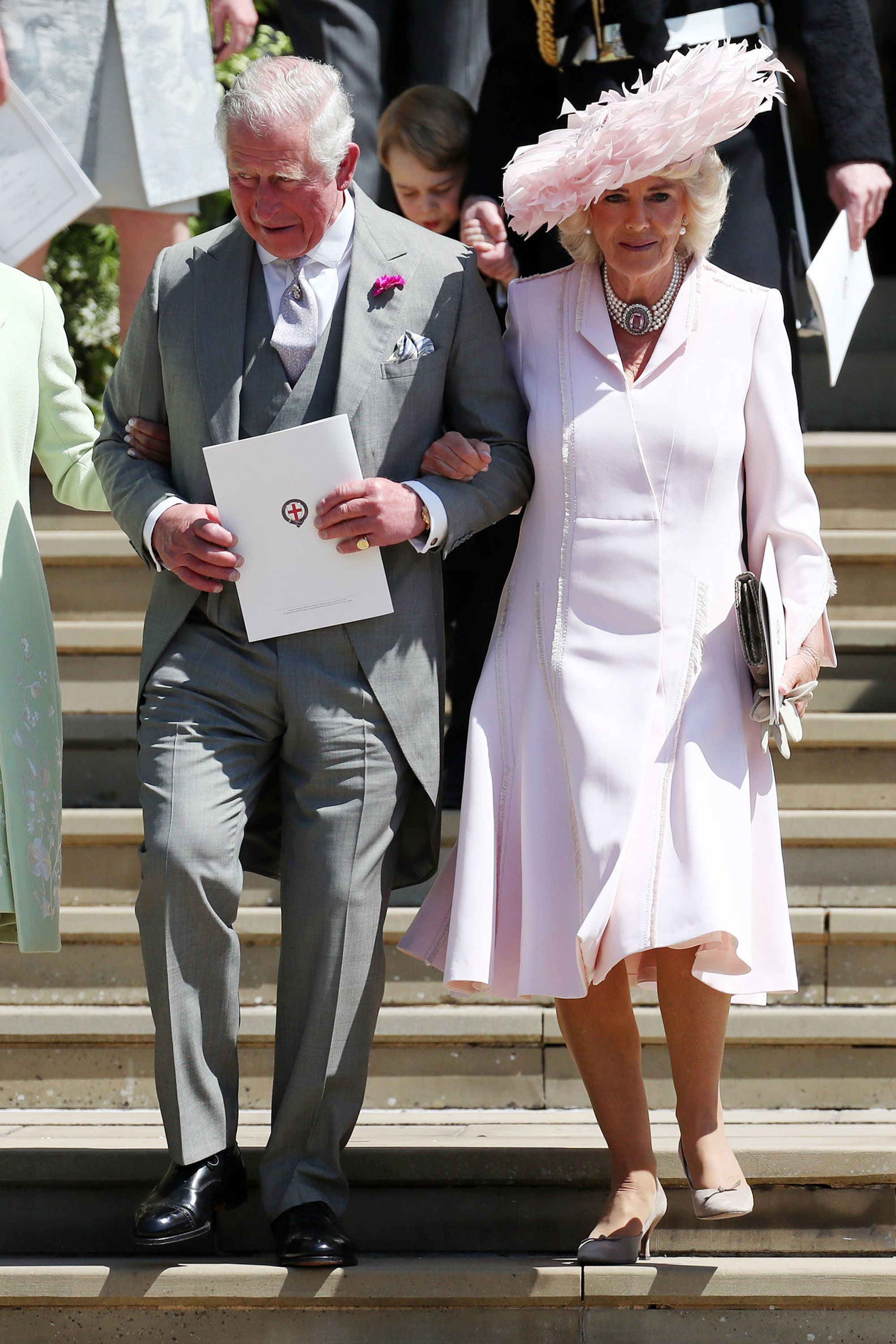 Ostentoso Gato de salto Pescador camilla and prince harry atravesar ...