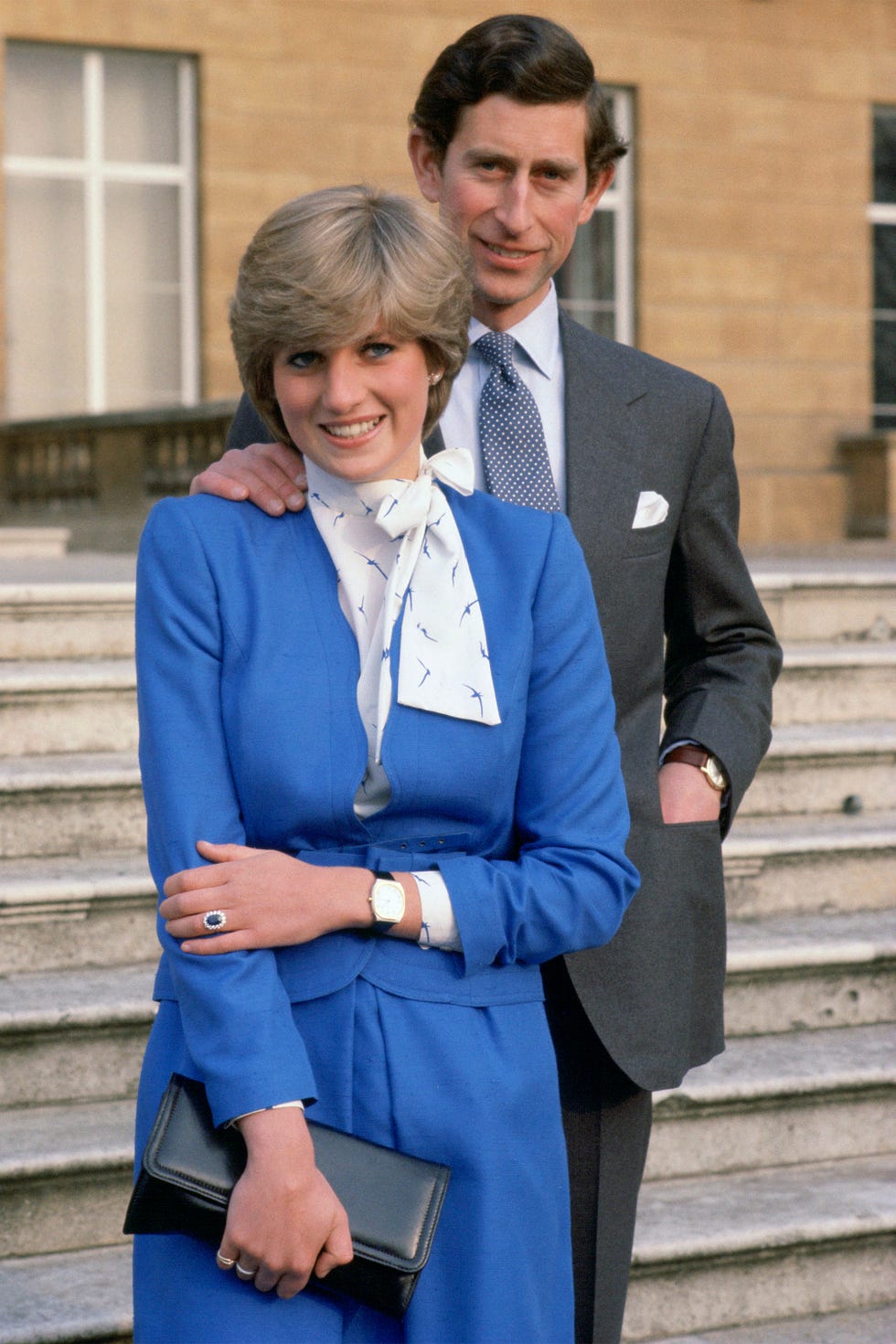  Pangeran Charles di Istana Buckingham untuk mengumumkan pertunangan mereka, pada 24 Februari 1981.