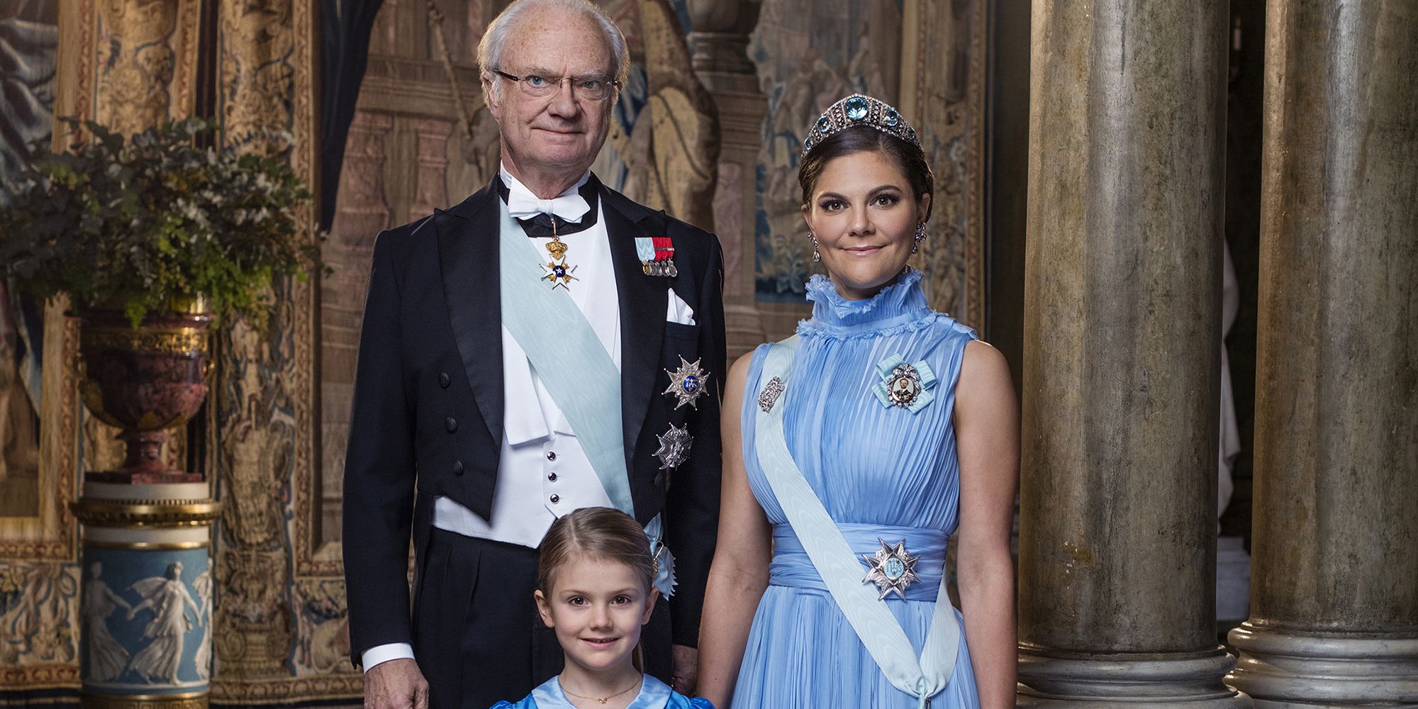 Sweden S Princess Victoria And Princess Estelle Royal Portrait Princess Victoria And Daughter Matching Style