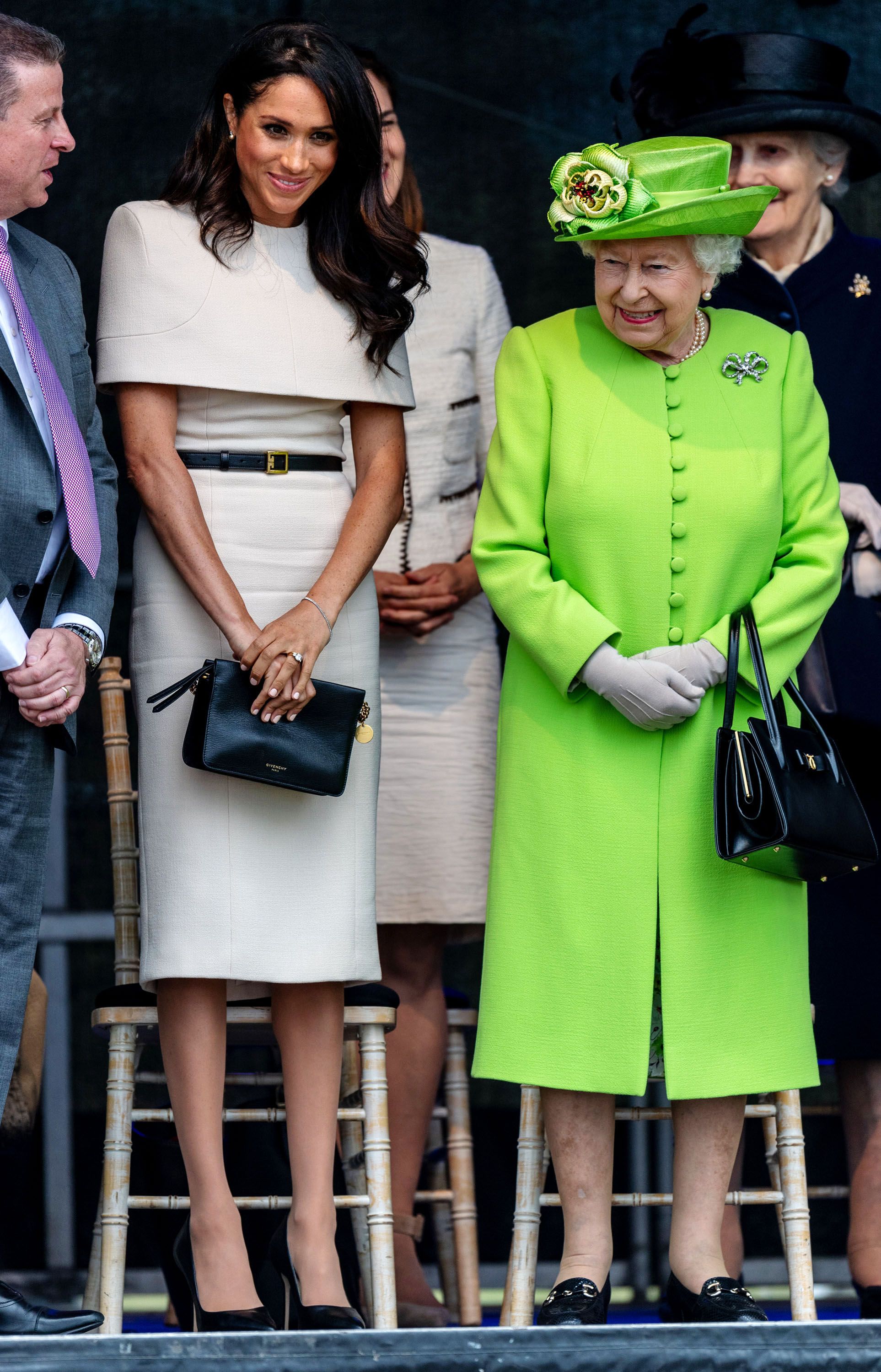 Meghan NEW IMAGE!!! M5191 Duchess of Sussex & Queen Elizabeth II photograph 