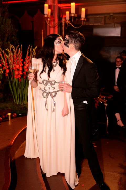 Kimmy Scotti and Adam Metzger's Halloween Wedding - Inside The Most ...