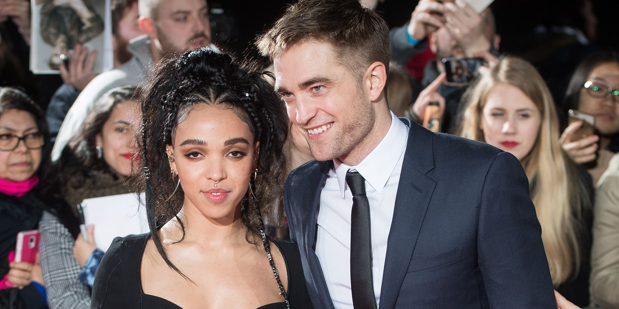 Robert Pattinson And Fka Twigs Engagement Rumors Robert Pattinson And Fka Twigs Engaged