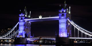 Nacht, Landmark, Brug, Licht, Architectuur, Verlichting, Vaste verbinding, Ophaalbrug, Ophangbrug, Stad, 