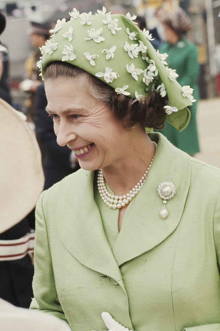 The 70 Best Royal Hat Moments Of All Time Best World News 