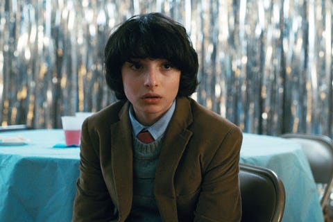sophie turner defends stranger things kids