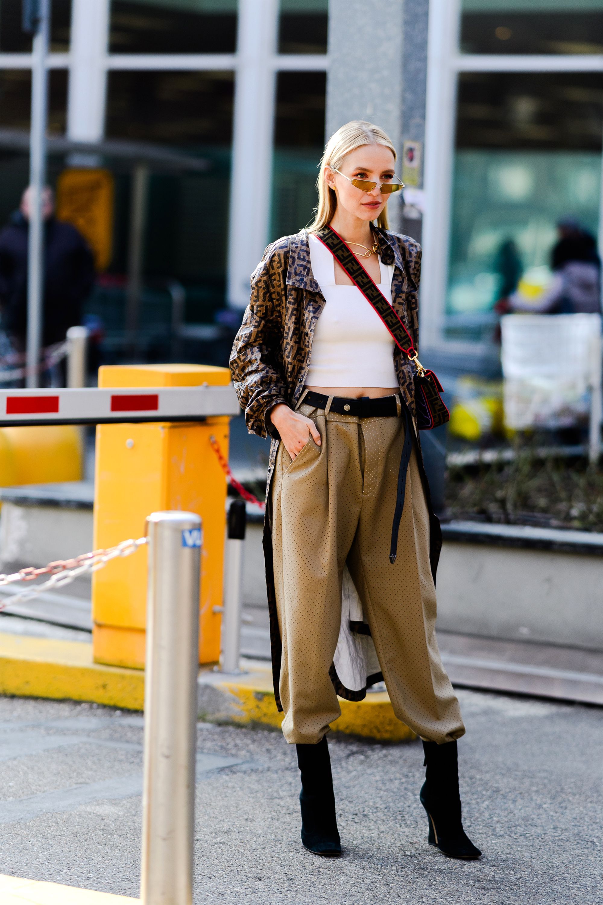 chelsea boots street style