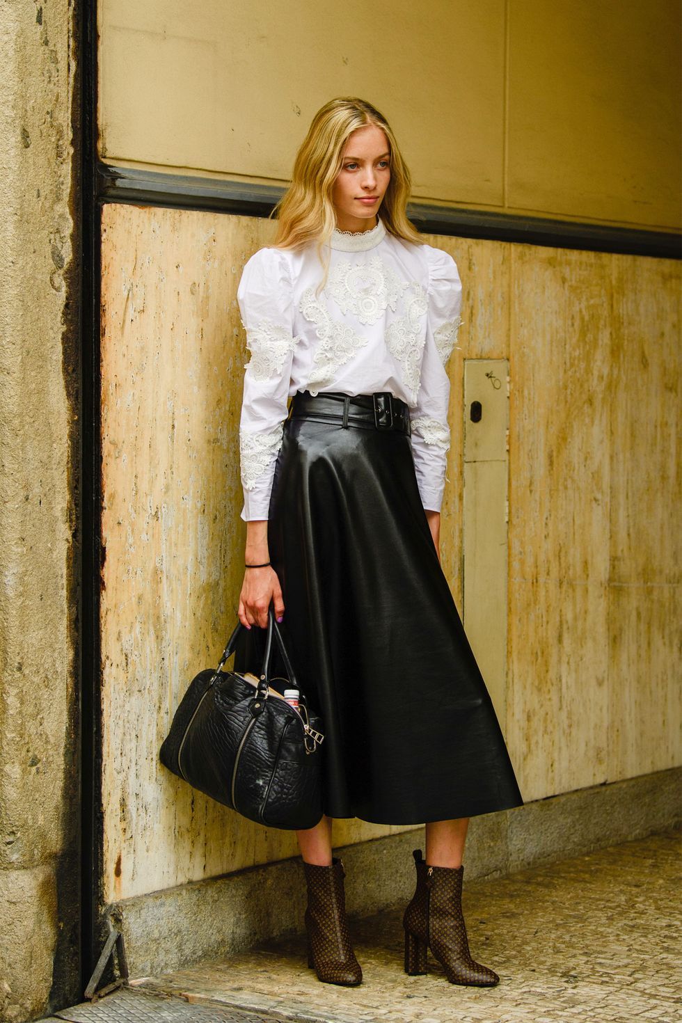 27 Cute Winter Work Outfits for Women Cold Weather Office 27 Cute Winter Work Outfits for Women Cold Weather Office
