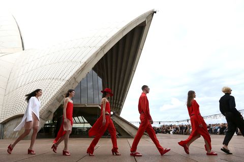 Red, Performance art, Tourism, Architecture, Opera house, Vehicle, Event, Performance, Dance, 