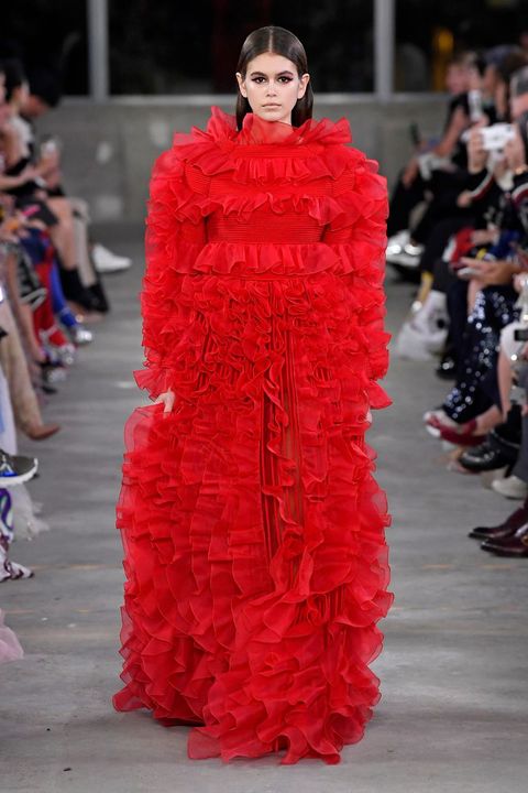 Valentino Holds Stunning Pre-Fall 2019 Runway Show in Tokyo