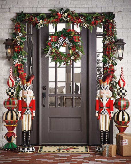 holiday door decor