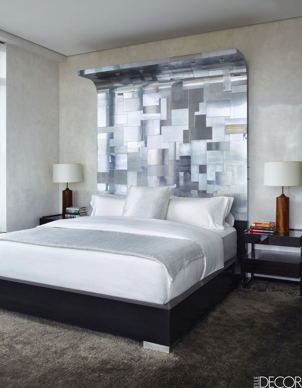 Headline: Elevate Your Bedroom with a Custom Headboard: A Guide to Solving Sleepless Nights and Design Dilemmas