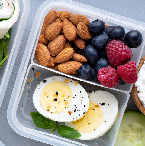 30 Low-Calorie Breakfasts to Keep You Full, According to Dietitians