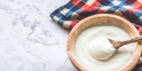 5 Best Crème Fraîche Substitutes - Easy Swaps for Crème Fraîche